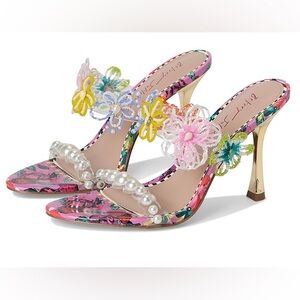 NWT BETSEY JOHNSON Goldiee Embellished Heeled Sandals Sz 11 (no original box)